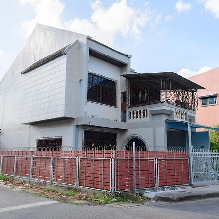 Bluebell House Hatyai - Cosy 3 Bedrooms For 10 Pax - 9 Mins Drive To Lee Grd Ban Kho Hong Luaran gambar