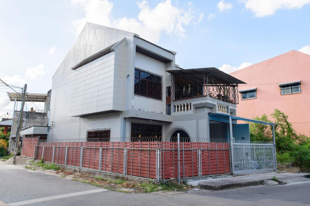 Bluebell House Hatyai - Cosy 3 Bedrooms For 10 Pax - 9 Mins Drive To Lee Grd Ban Kho Hong Luaran gambar
