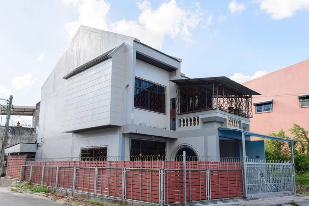 Bluebell House Hatyai - Cosy 3 Bedrooms For 10 Pax - 9 Mins Drive To Lee Grd Ban Kho Hong Luaran gambar
